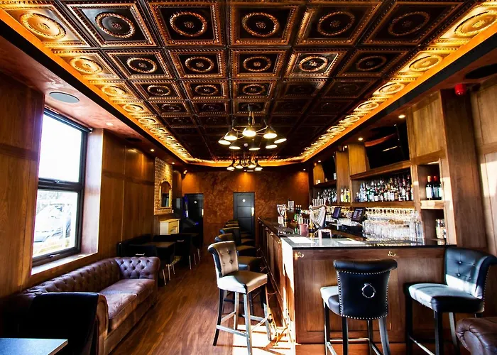 The Hadley Hotel