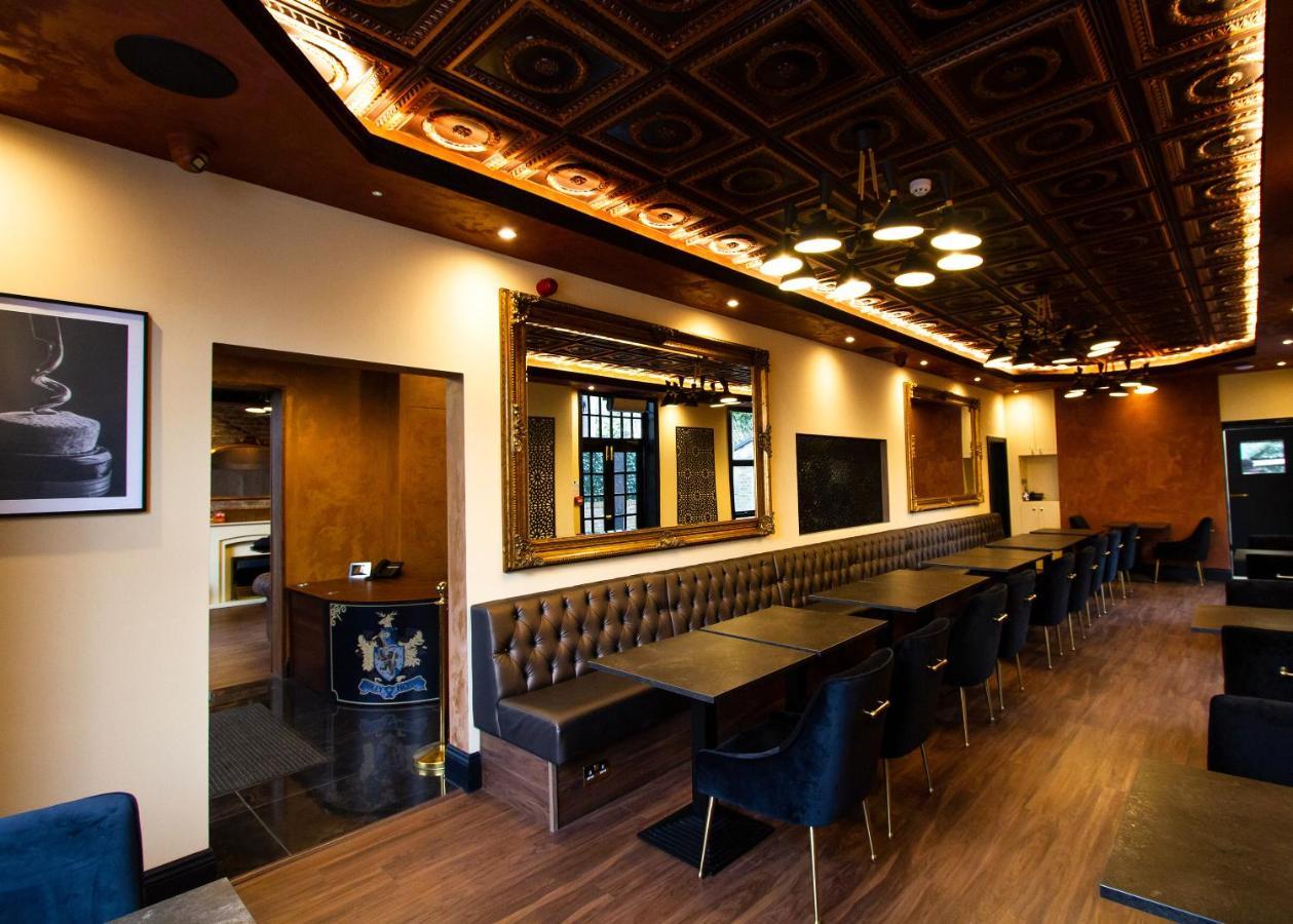 The Hadley Inn 2*